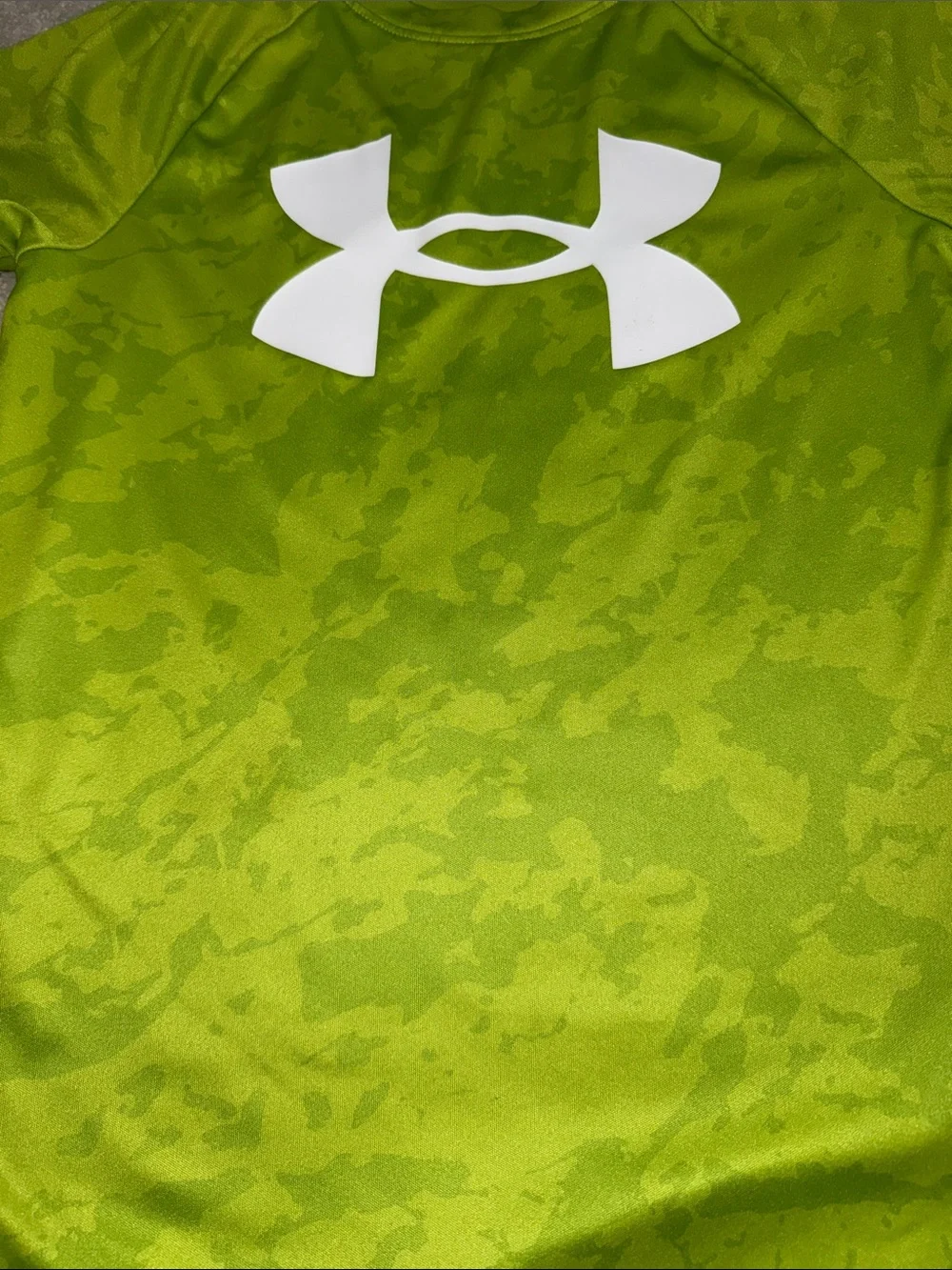Boys under armour shirt